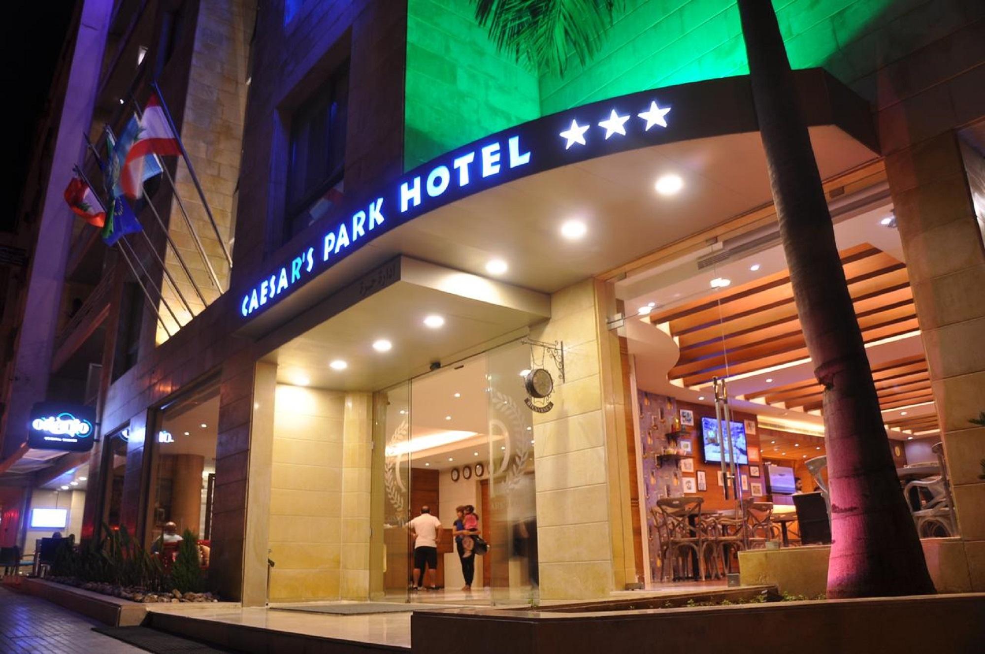 Caesar'S Park Hotel Beirut Esterno foto