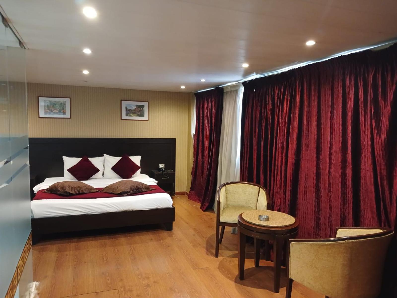 Caesar'S Park Hotel Beirut Esterno foto
