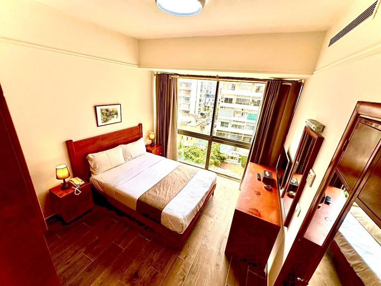 Caesar'S Park Hotel Beirut Esterno foto
