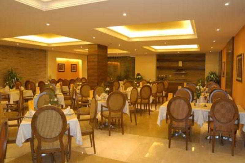 Caesar'S Park Hotel Beirut Esterno foto